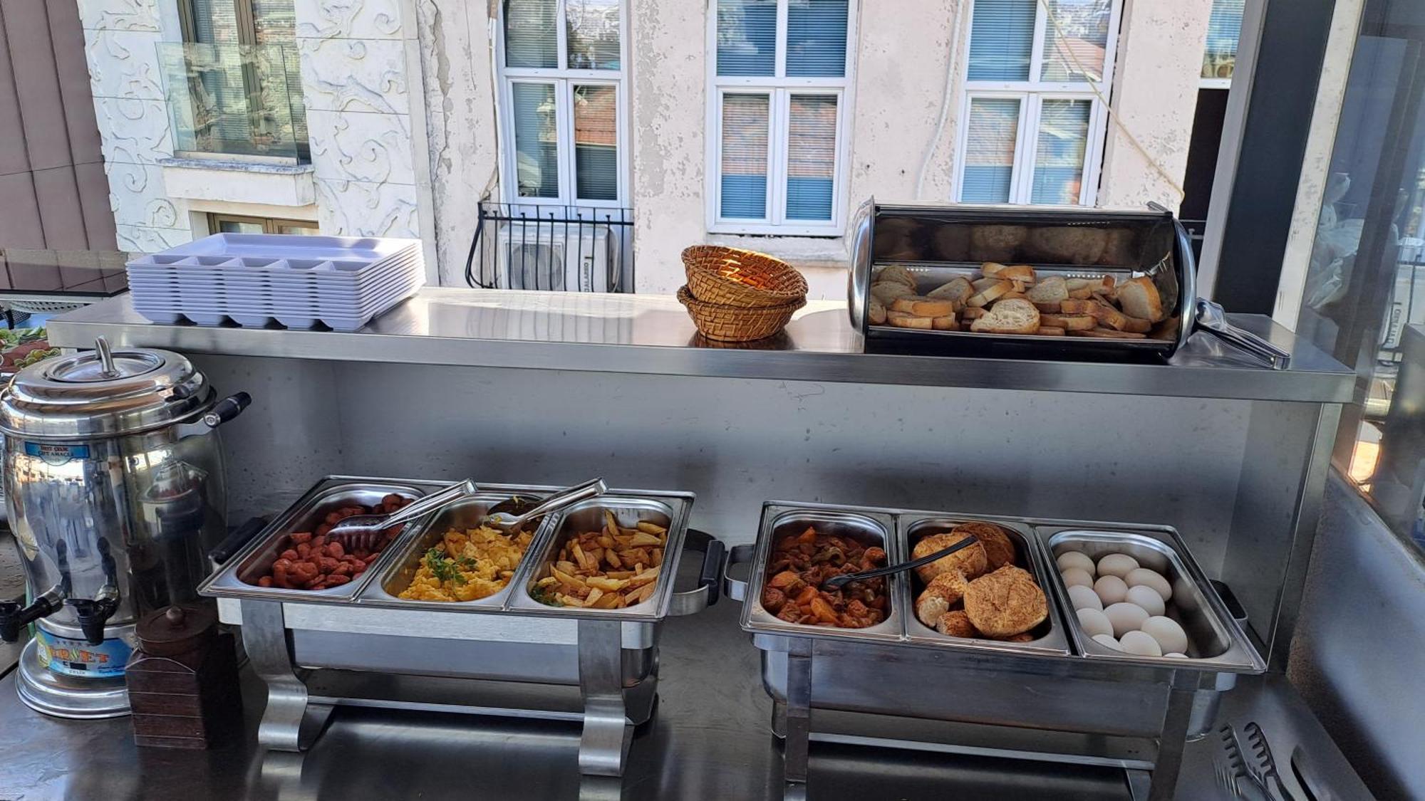 Taksim Terrace Hotel Istanboel Buitenkant foto