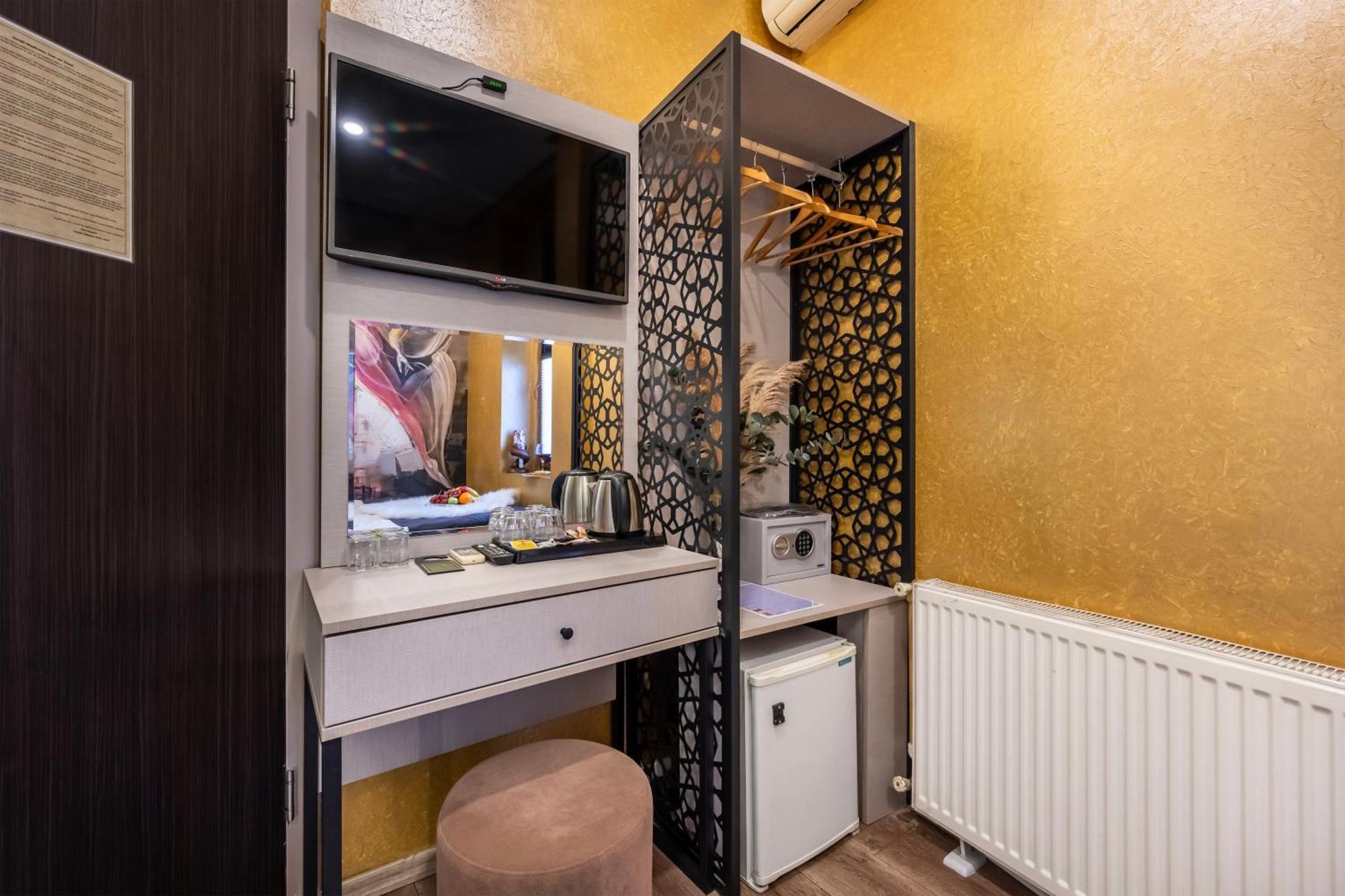 Taksim Terrace Hotel Istanboel Buitenkant foto