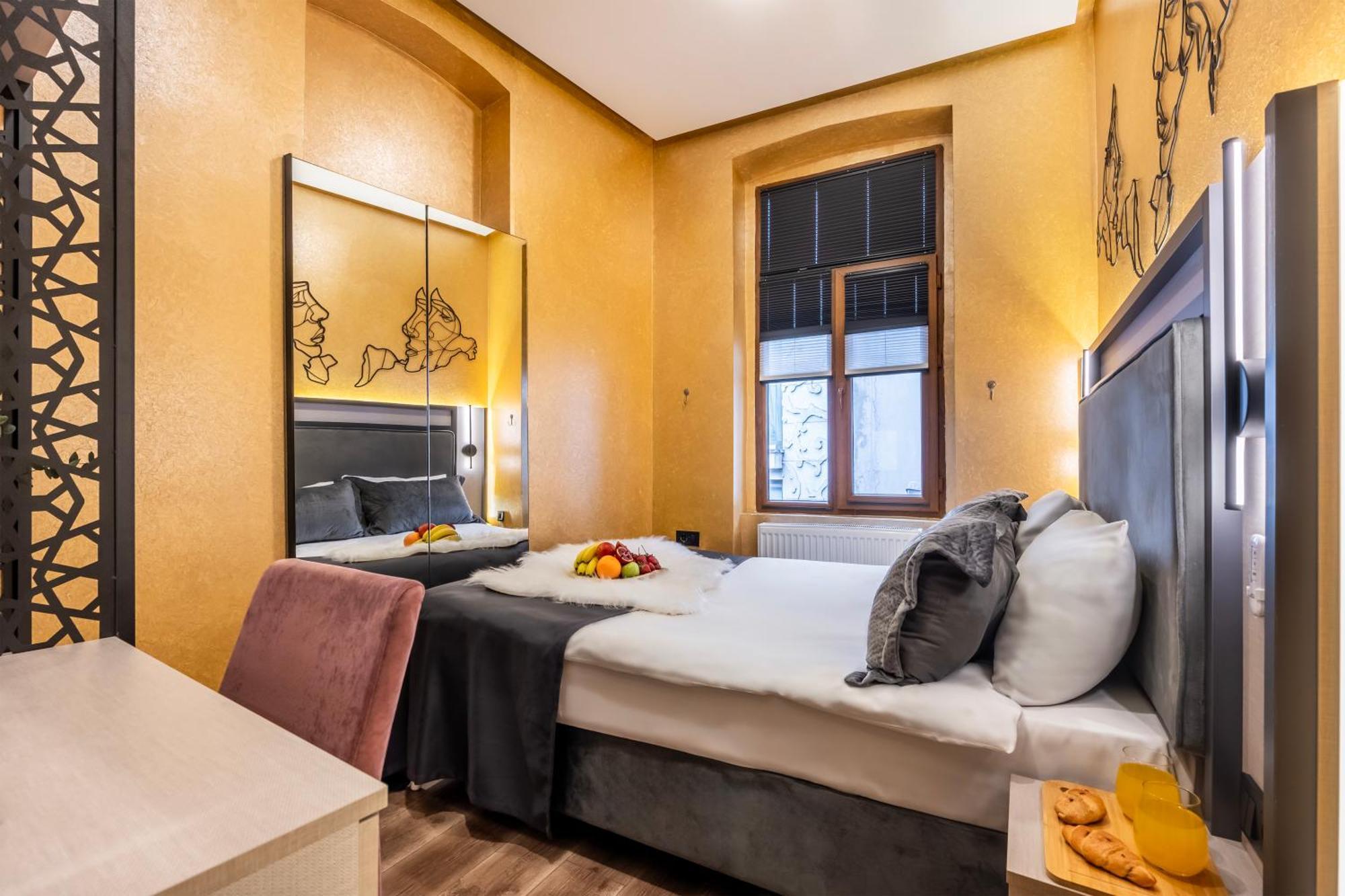 Taksim Terrace Hotel Istanboel Buitenkant foto