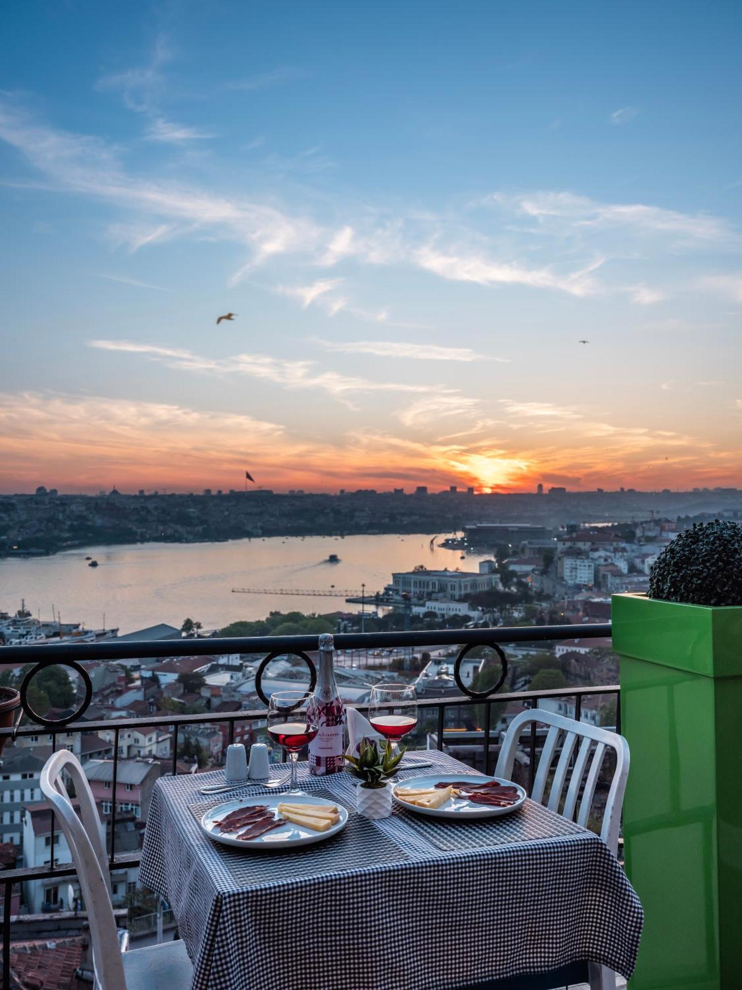 Taksim Terrace Hotel Istanboel Buitenkant foto